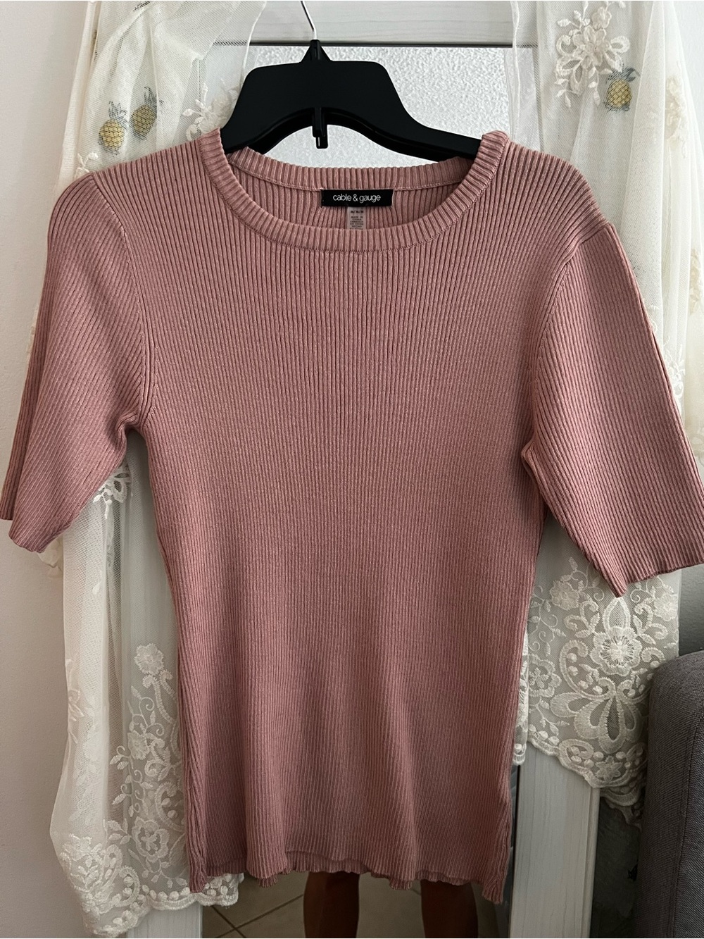 Cable & Gauge Dusty Rose Ribbed Short Sleeve Top